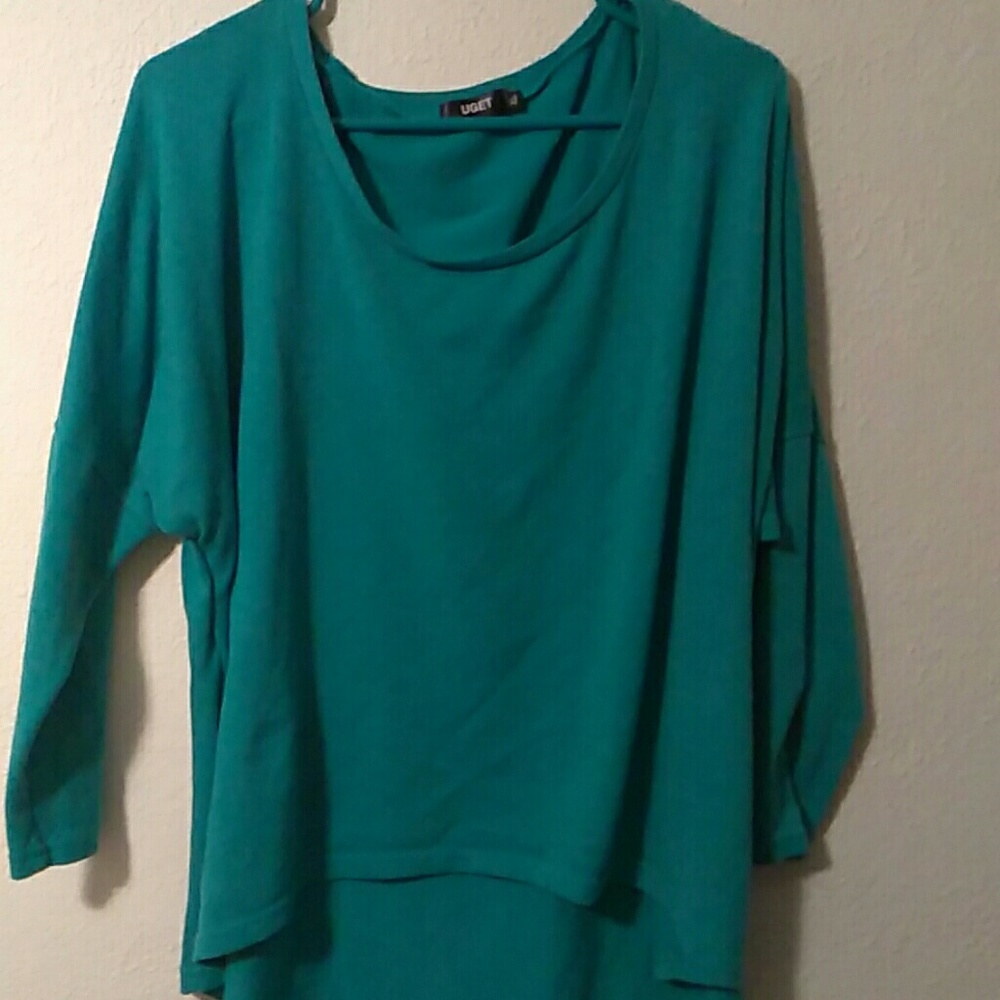 Uget Sweater Top